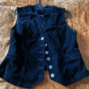 Elegant Black Sleeveless Jacket